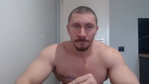  ------- SEX SHOW WITH GUYS AND GIRLS  MUSCLE SHOW online show from March 11, 8:52 am