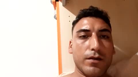 angelorec1996 online show from May 21, 9:52 pm