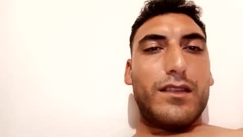 angelorec1996 online show from May 24, 10:49 pm