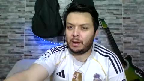 lion kennedy independent model moderator online show from February 23, 3:52 am