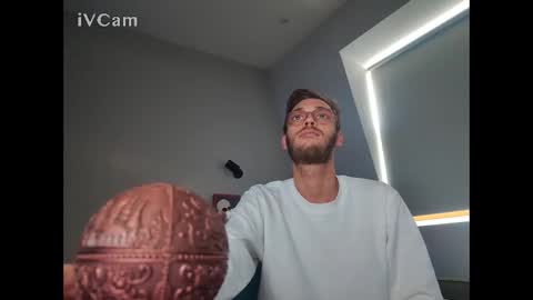 anonymousstoner58 online show from May 1, 6:38 am