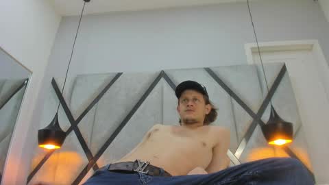 Anthonny Vegas online show from March 26, 4:38 am