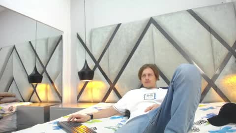 Anthonny Vegas online show from April 22, 1:34 am