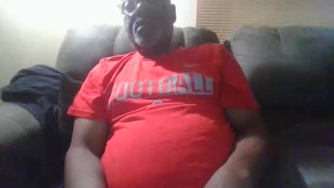 Snapshot of antonioblackman chatting on December 21, 1:42 pm antonioblackman online show from December 21, 1:42 pm