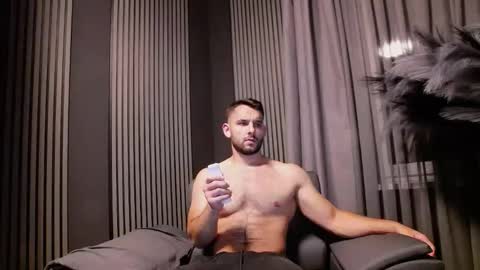 HI My name is Antonio online show from September 20, 7:03 pm