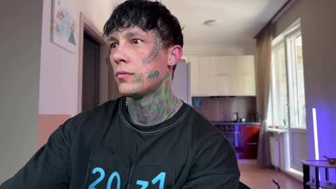 Tom online show from March 29, 11:21 am