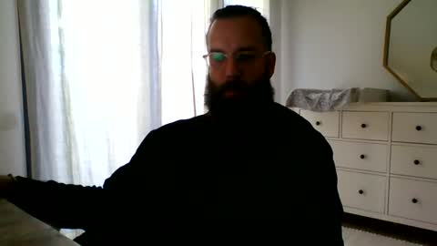 apc_3 online show from December 9, 9:06 am