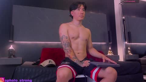 Apholo Strong online show from January 29, 2:51 am