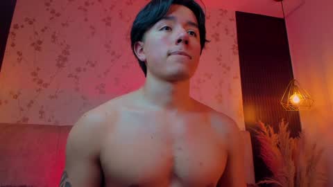 Apholo Strong online show from December 10, 2:46 am