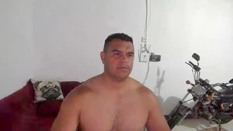 follow me   here you find me online show from February 5, 10:22 am