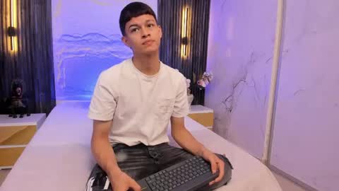   online show from April 16, 2:22 am