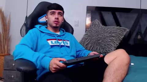 Apolo online show from October 21, 3:04 pm