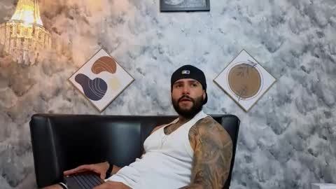 APOLO  online show from April 9, 9:54 pm