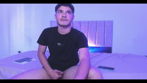 apologray__ online show from April 15, 10:10 pm