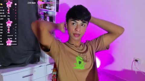 ariel_adan online show from December 25, 11:20 pm