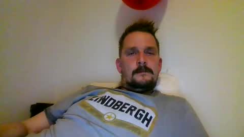 ariparikrigsmann online show from February 9, 7:52 pm