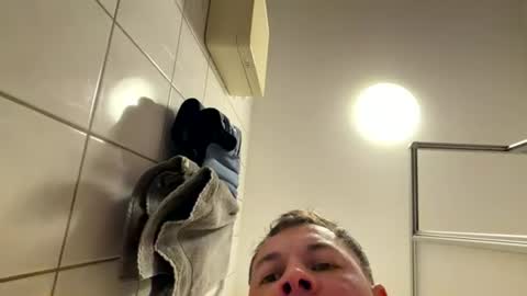armyskater32 online show from July 9, 8:23 pm