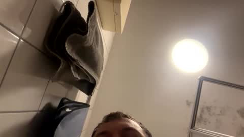 armyskater32 online show from January 7, 9:53 pm