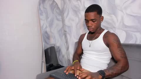 A R O N online show from April 11, 12:20 pm