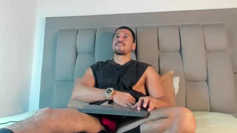 Arthur online show from March 18, 8:45 pm