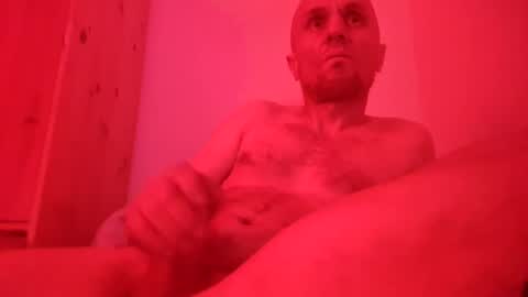 Snapshot of arturleczna chatting on January 14, 3:22 am relaxxxxxx online show from January 14, 3:22 am