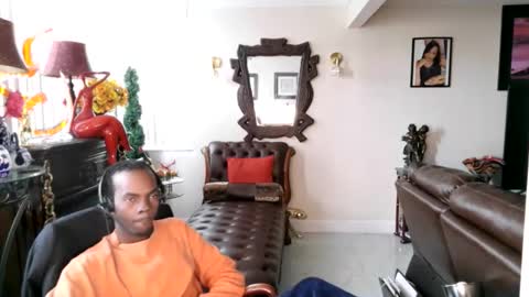 MrJ online show from November 28, 7:27 pm