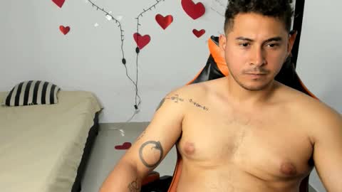 ashlan_king online show from February 18, 7:33 pm