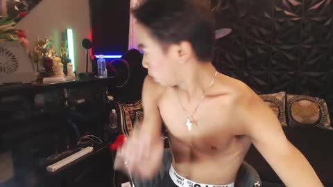 asianfuckertwink online show from November 27, 11:47 am