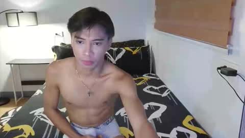 asianfuckertwink online show from March 4, 3:41 pm