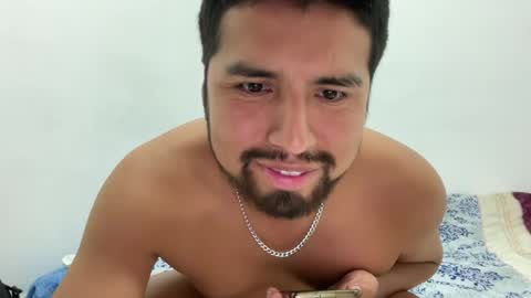 A S I L I O S   H A L L online show from April 7, 2:00 am