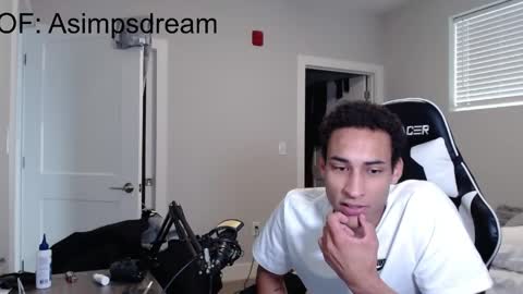 asimpsdream online show from April 25, 12:52 pm