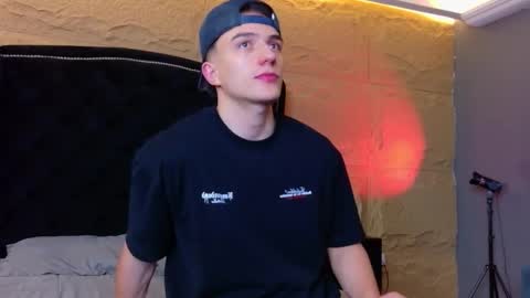 Aslan  online show from April 10, 3:46 am