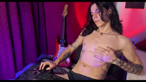 asmodeuszz online show from December 29, 6:03 am