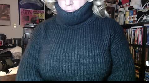 Aspen Vale online show from December 5, 1:47 am