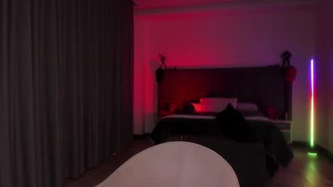 Snapshot of astonhills chatting on September 20, 1:38 am astonhills online show from September 20, 1:38 am