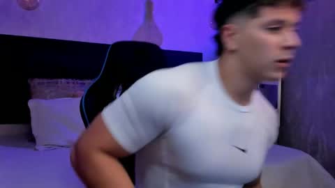 astonhills online show from April 15, 12:54 am