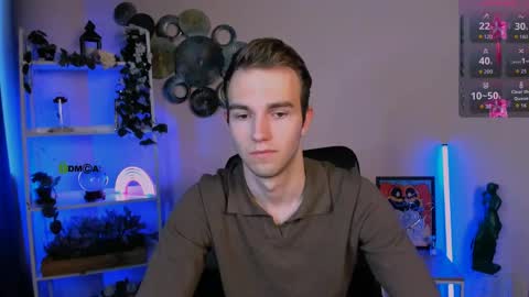 astren online show from April 9, 6:19 am