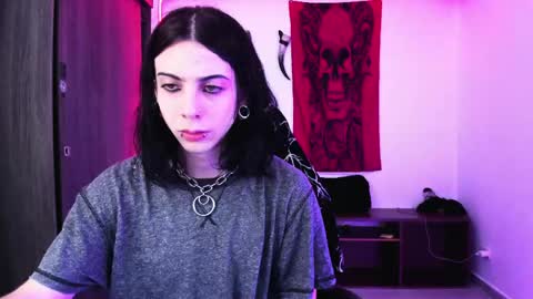 athenauwu online show from April 30, 8:21 am