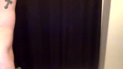 Snapshot of athletedilf chatting on January 11, 1:27 am Athletedilf dilf new cum shy online show from January 11, 1:27 am