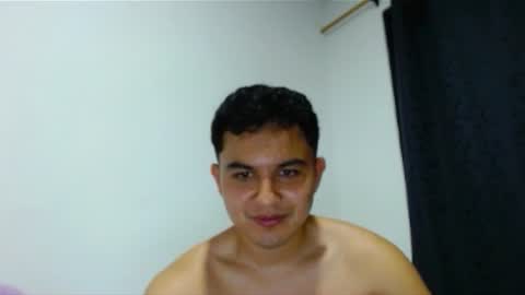 Robin online show from March 5, 11:56 pm