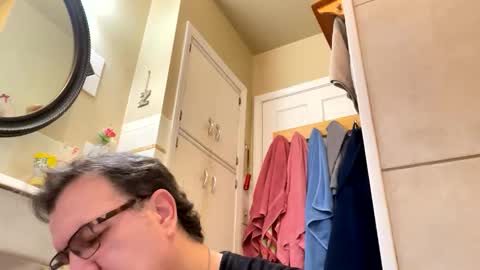 atozzzz online show from April 4, 12:57 pm