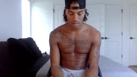 augiexrated online show from April 11, 10:13 pm