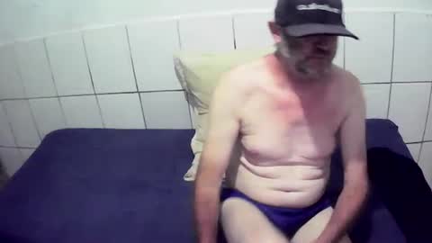 cesar augusto online show from April 8, 11:57 pm