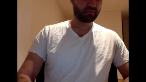 aussie099 online show from December 20, 10:49 am