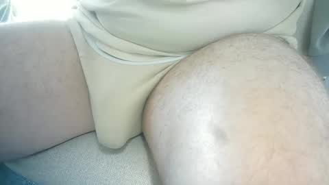 Justin online show from April 8, 2:34 am