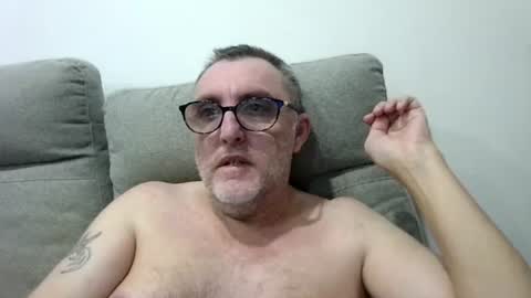 aussie_ozzie online show from August 5, 9:25 am