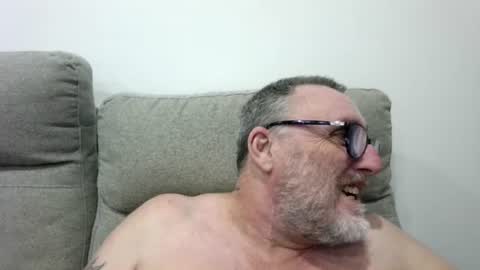 aussie_ozzie online show from July 25, 9:17 am
