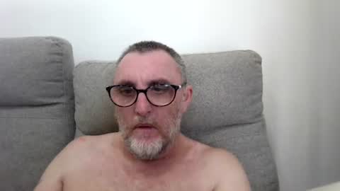 aussie_ozzie online show from July 23, 2:53 am