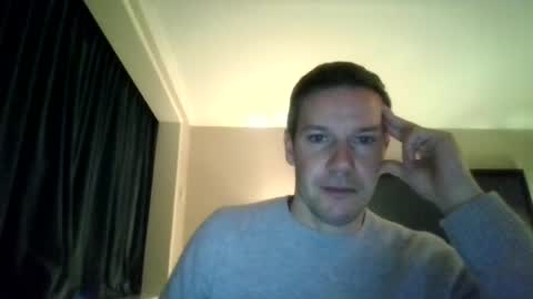aussiesurfer0000 online show from July 28, 4:20 am