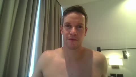 aussiesurfer0000 online show from February 11, 6:19 am